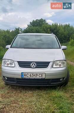 Минивэн Volkswagen Touran 2006 в 
