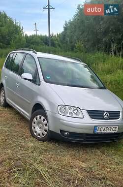 Минивэн Volkswagen Touran 2006 в 
