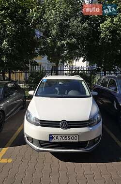 Минивэн Volkswagen Touran 2010 в Киеве