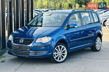 Минивэн Volkswagen Touran 2006 в Харькове