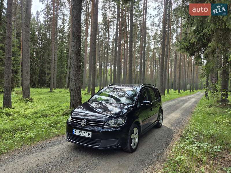 Volkswagen Touran 2014