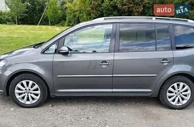 Мінівен Volkswagen Touran 2010 в 