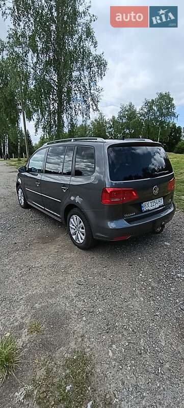 Мінівен Volkswagen Touran 2010 в Красилові