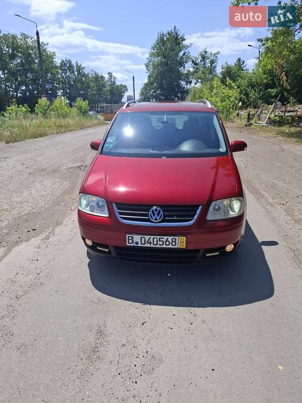 Мінівен Volkswagen Touran 2006 в Івано-Франківську