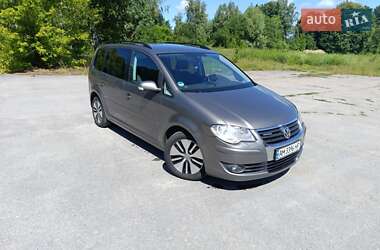 Минивэн Volkswagen Touran 2009 в Звягеле