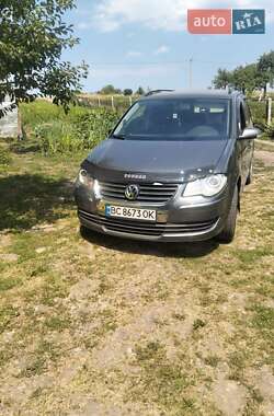 Мінівен Volkswagen Touran 2007 в Львові