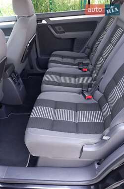 Минивэн Volkswagen Touran 2008 в 