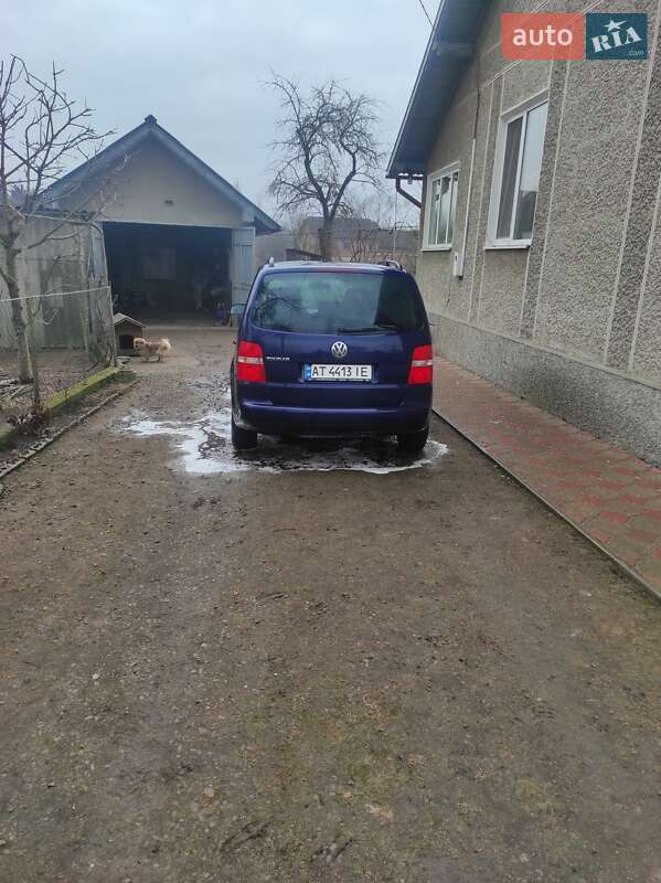 Мінівен Volkswagen Touran 2005 в Івано-Франківську