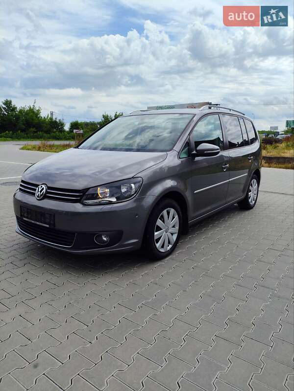 Volkswagen Touran 2011