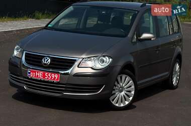 Мінівен Volkswagen Touran 2008 в Чернігові