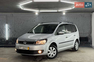 Минивэн Volkswagen Touran 2014 в Кременце