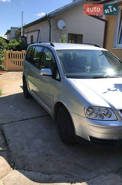 Мінівен Volkswagen Touran 2003 в Тисмениці