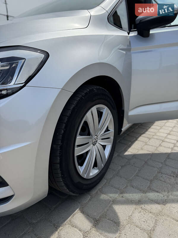 Микровэн Volkswagen Touran 2018 в Самборе фото 39 Микровэн Volkswagen Touran 2018 в Самборе