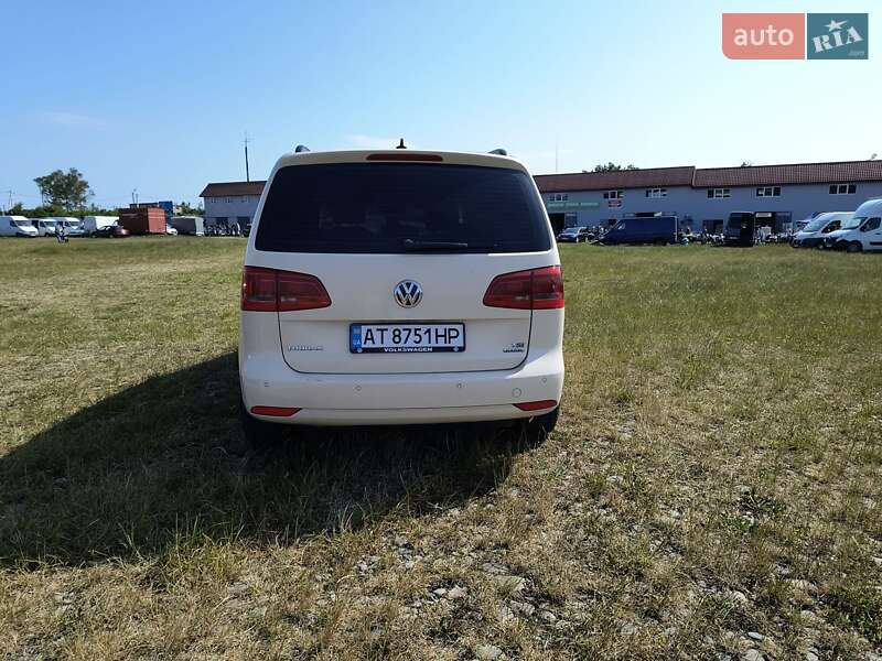 Минивэн Volkswagen Touran 2013 в Ивано-Франковске
