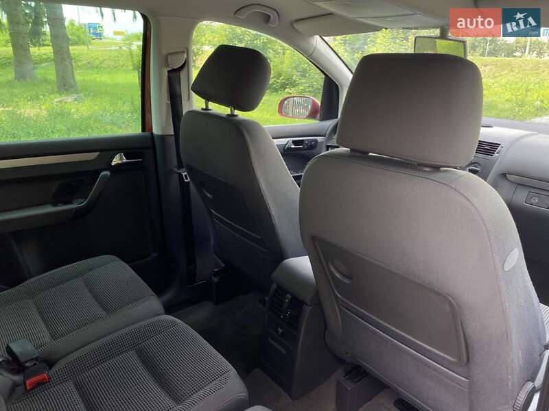 Мінівен Volkswagen Touran 2003 в Вознесенську