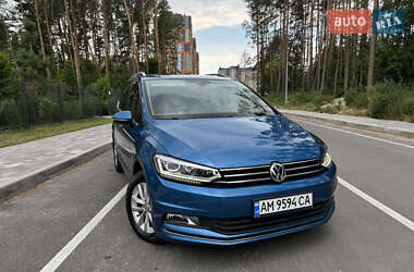 Микровэн Volkswagen Touran 2016 в Житомире