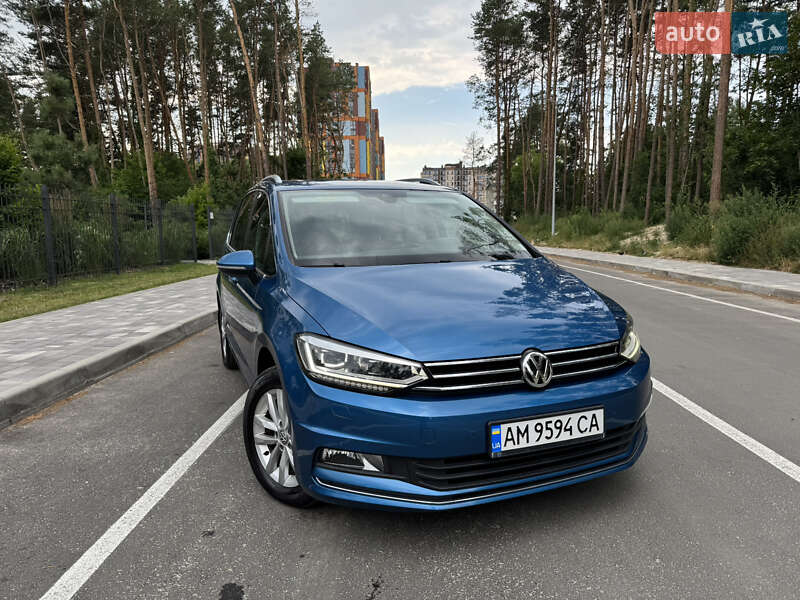 Volkswagen Touran 2016