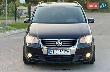 Минивэн Volkswagen Touran 2009 в Кременчуге
