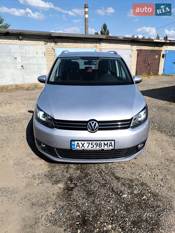 Volkswagen Touran 2013