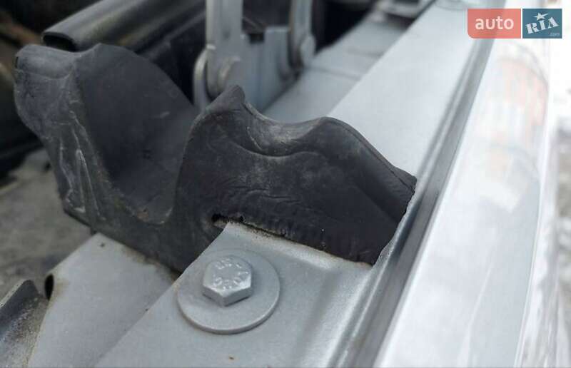 Минивэн Volkswagen Touran 2013 в Кривом Роге