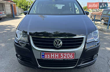 Минивэн Volkswagen Touran 2009 в 