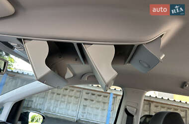 Минивэн Volkswagen Touran 2009 в 