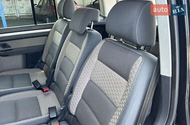 Минивэн Volkswagen Touran 2009 в 