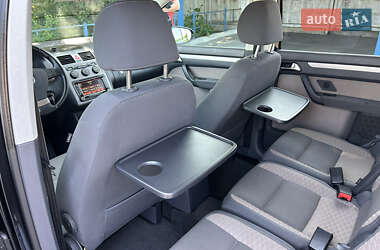 Минивэн Volkswagen Touran 2009 в 