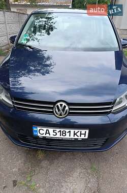 Минивэн Volkswagen Touran 2010 в Золотоноше
