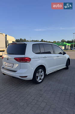 Микровэн Volkswagen Touran 2017 в 