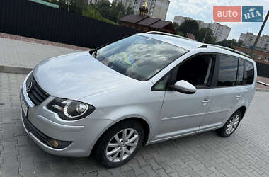 Минивэн Volkswagen Touran 2009 в Хмельницком