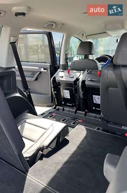 Мінівен Volkswagen Touran 2008 в 