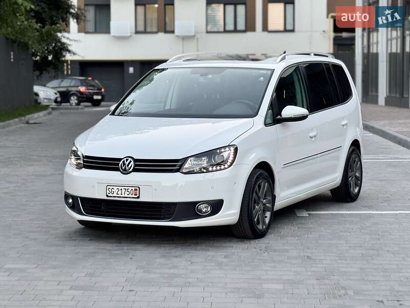 Volkswagen Touran 2011