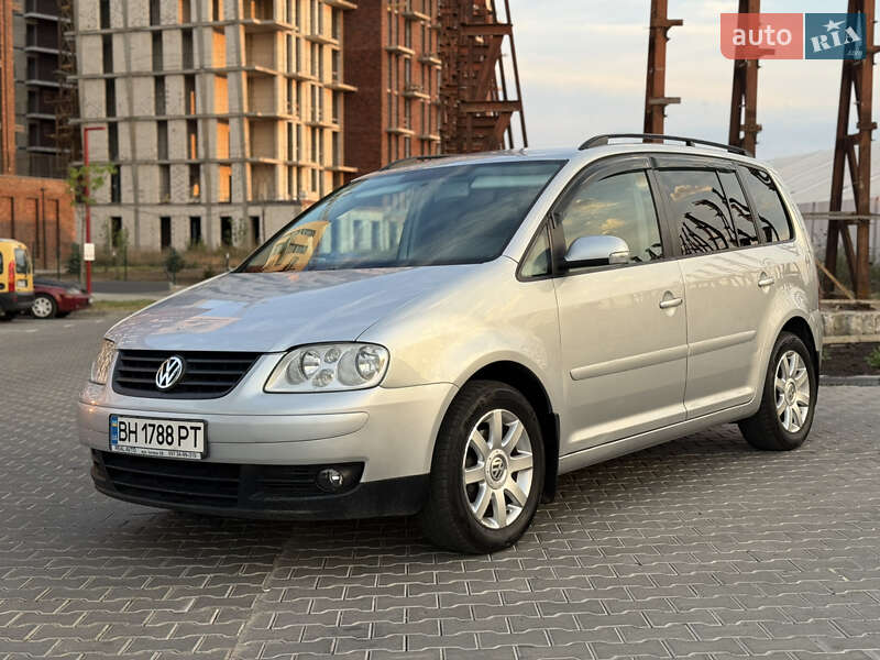Минивэн Volkswagen Touran 2004 в Одессе
