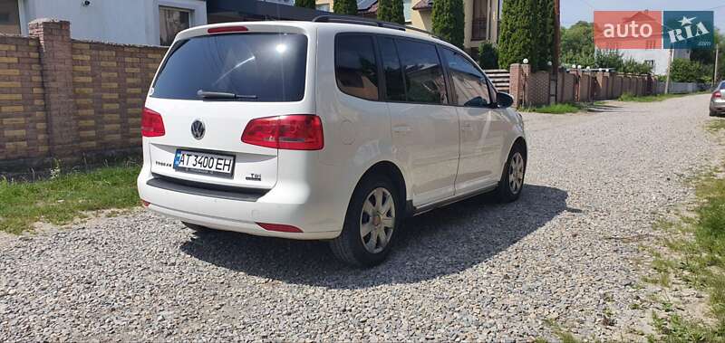 Мінівен Volkswagen Touran 2012 в Івано-Франківську