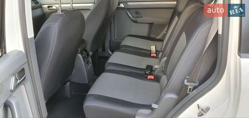 Мінівен Volkswagen Touran 2012 в Івано-Франківську