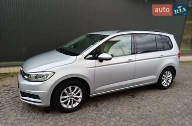 Микровэн Volkswagen Touran 2016 в Хмельницком
