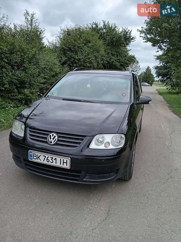 Volkswagen Touran 2004