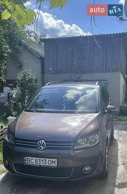 Минивэн Volkswagen Touran 2011 в Рава-Русской