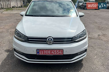 Мікровен Volkswagen Touran 2017 в Нововолинську
