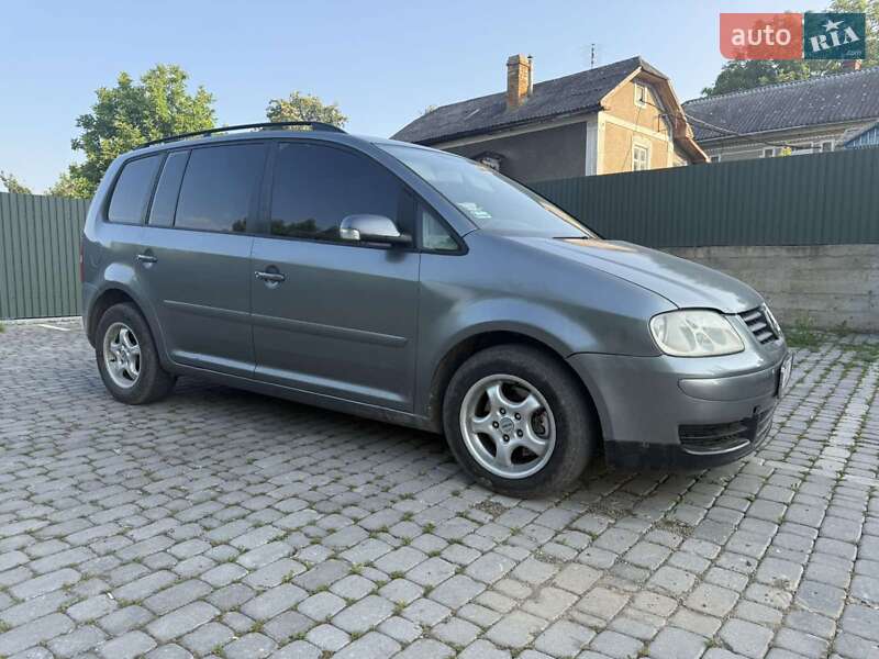 Volkswagen Touran 2004