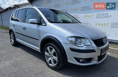 Минивэн Volkswagen Touran 2009 в Киеве