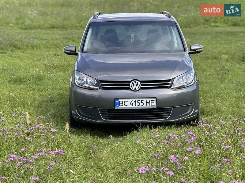 Volkswagen Touran 2011