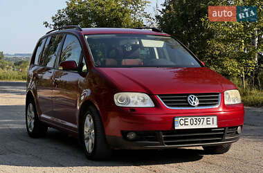 Мінівен Volkswagen Touran 2004 в Кельменцях