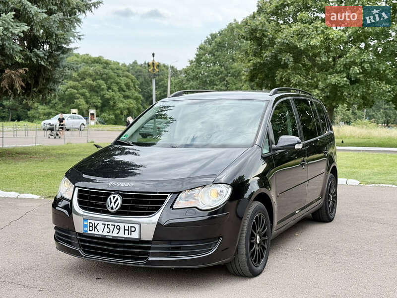 Volkswagen Touran 2008