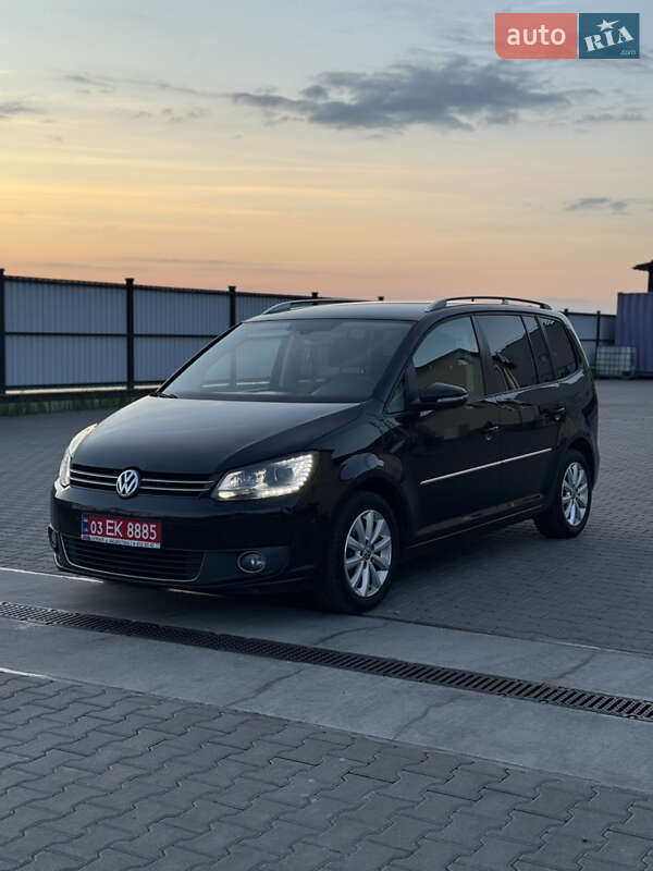 Volkswagen Touran 2015