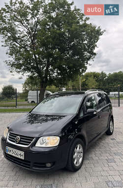Минивэн Volkswagen Touran 2004 в Ровно