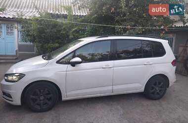 Микровэн Volkswagen Touran 2019 в Сарате