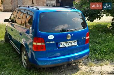 Минивэн Volkswagen Touran 2004 в Волочиске