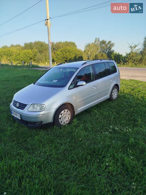 Минивэн Volkswagen Touran 2004 в Гайсине
